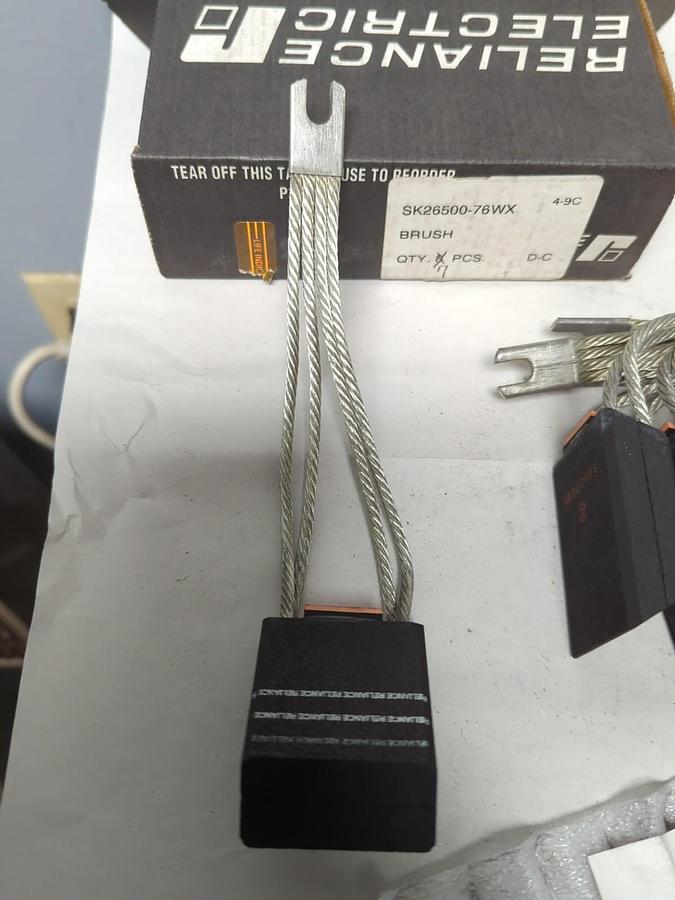 RELIANCE ELECTRIC,SK26500-76WX,CARBON MOTOR BRUSHES BOX OF 7 PIECES NOS