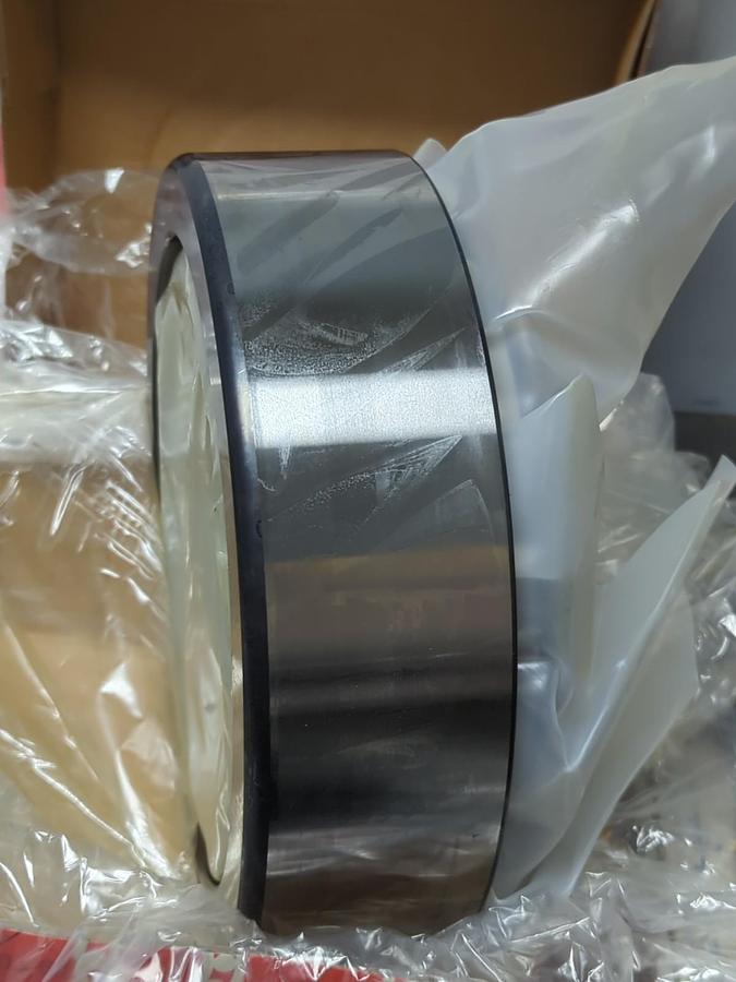 FAG,32320-A,TAPERED ROLLER BEARING 100X215X73MM NOS