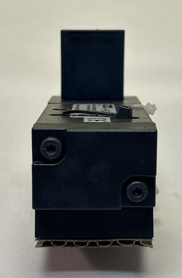 Used PARKER,H1EWXBCL53B,SOLENOID VALVE