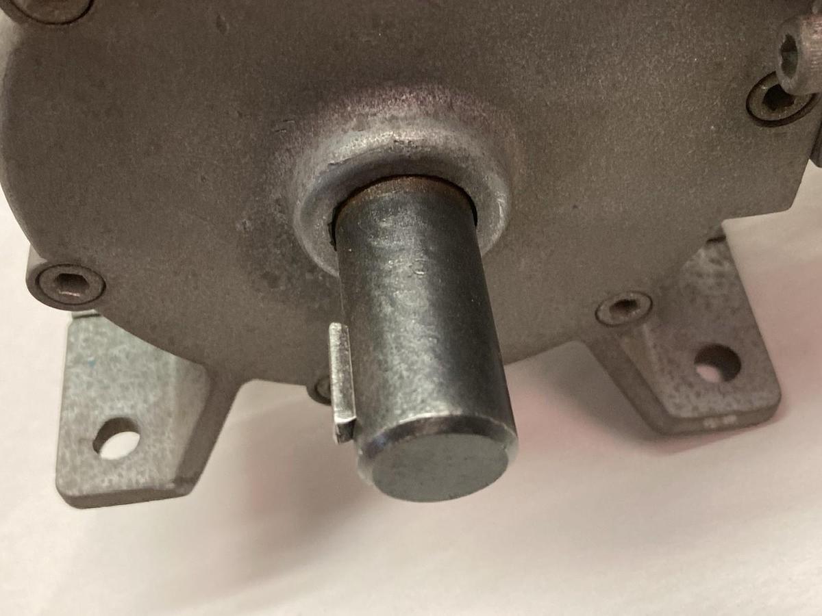 Used Von Weise,Model V02625AA07,Gear Motor 115V 1/8Hp 1.1A