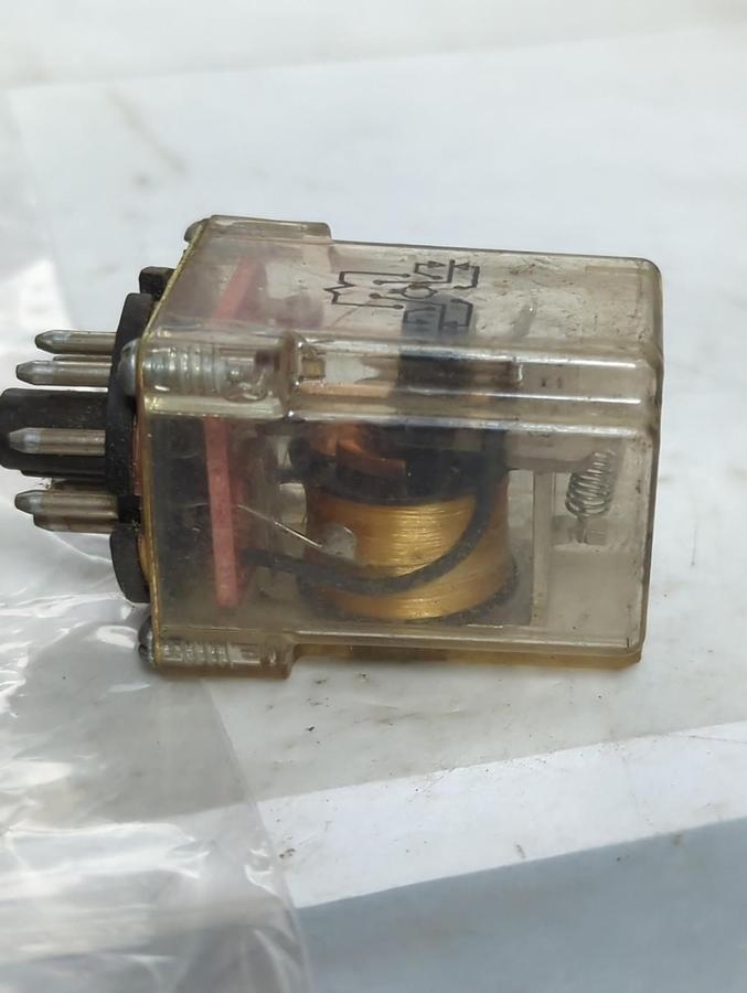 Used P&B,KRP11A,PLUG IN RELAY 8-PIN LOT OF 4 PRE-OWNED