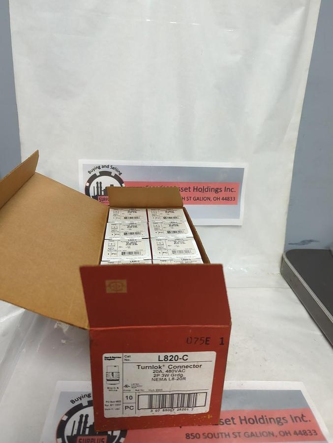 PASS & SEYMOUR,L820-C,TURNLOK CONNECTOR NEMA L8-20R 20A 480VAC LOT OF 10 NOS