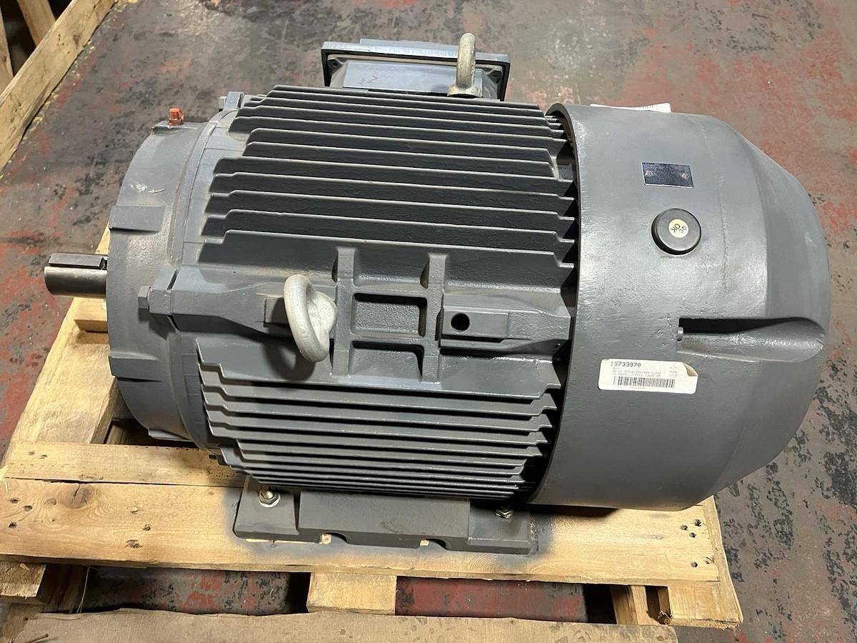 TECHTOP,GR3-CI-TF-324TS-2-BR-D-40,MOTOR 40HP 3555RPM 230/460V 3PH 324TS FR NOS
