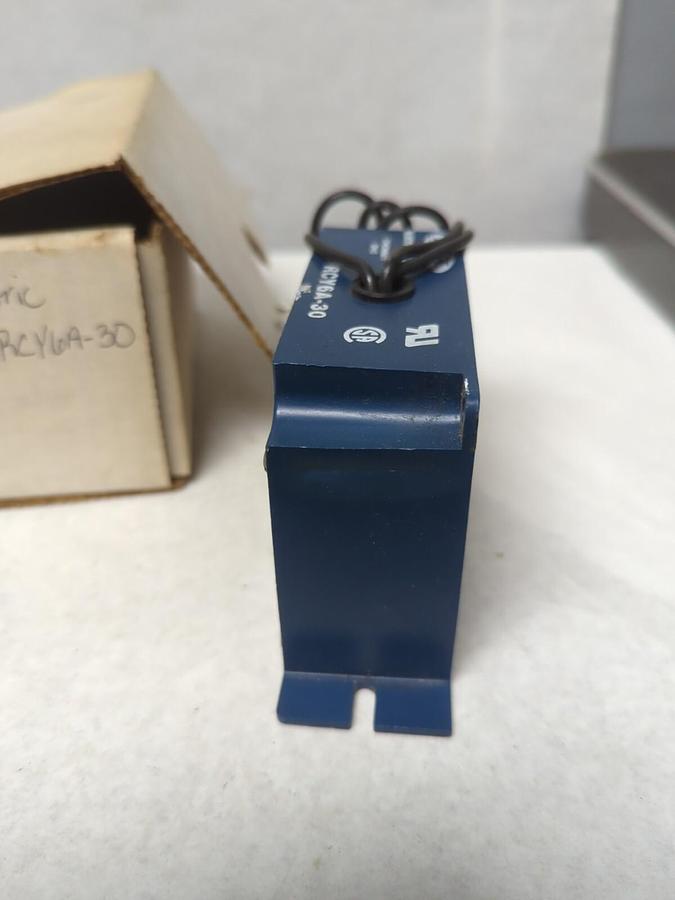 RK ELECTRIC,RCY6A-30,TRANS VOLT FILTER 220 OHM 7 WATT NOS