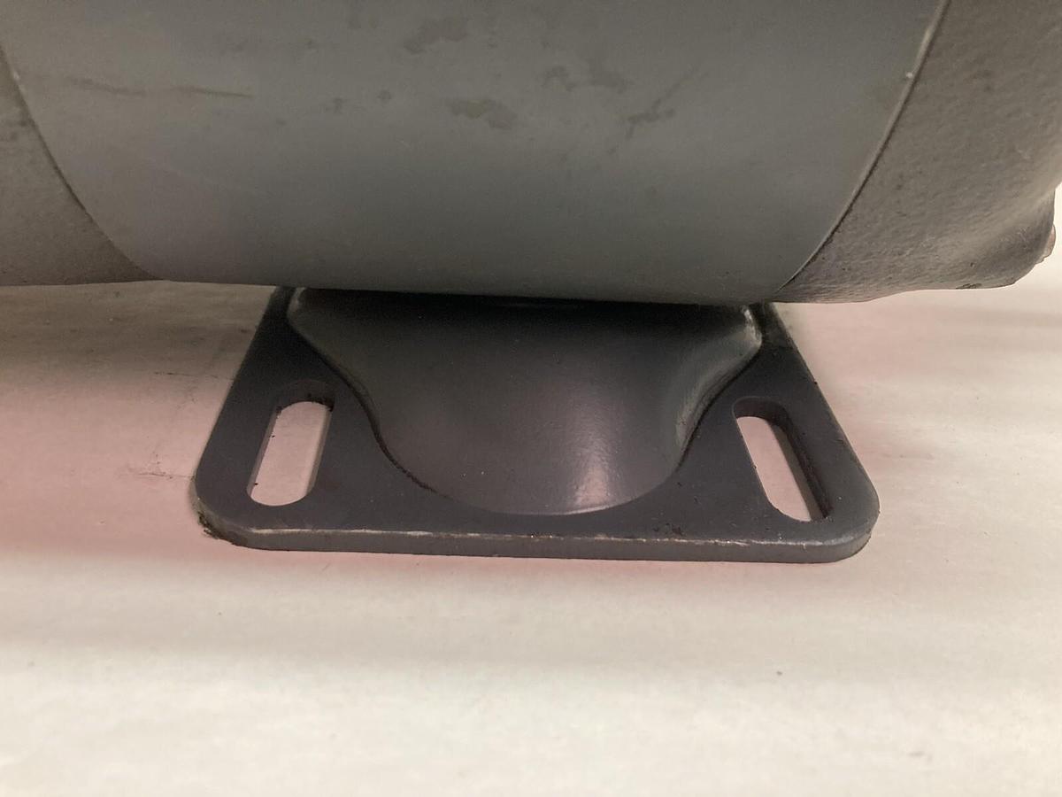 Used General Electric,5BC46AB1572C,Tachometer Generator 200vdc/1000rpm