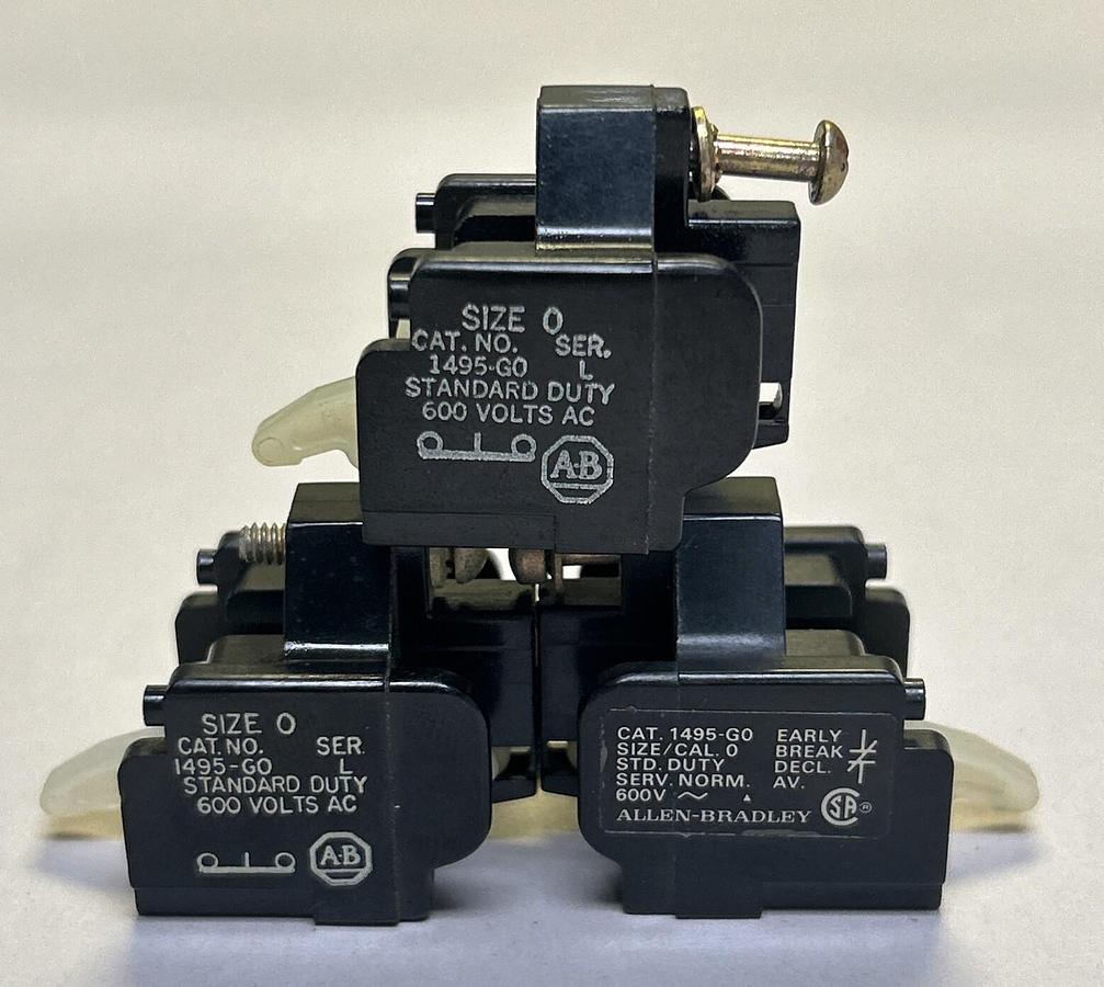 Used ALLEN BRADLEY,1495-G0,AUXILIARY CONTACT BLOCK SIZE 0 LOT OF 3