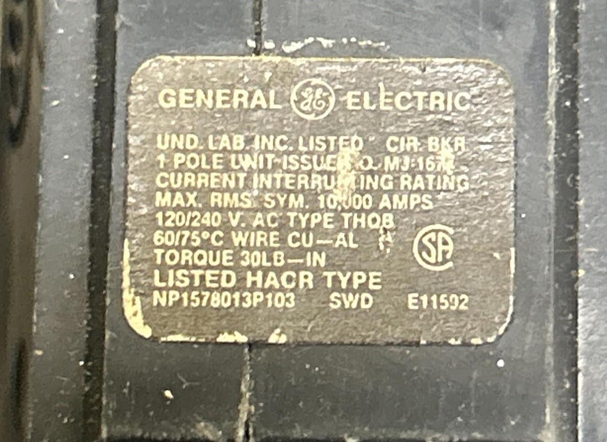 Used GENERAL ELECTRIC,THQB115,CIRCUIT BREAKER 15A 120/240V 1P LOT OF 2