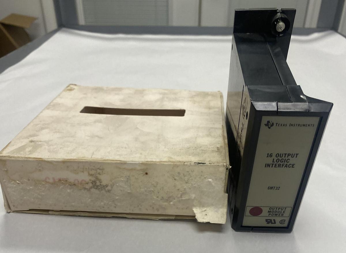 Texas Instrument,6MT32,Output Module NOS