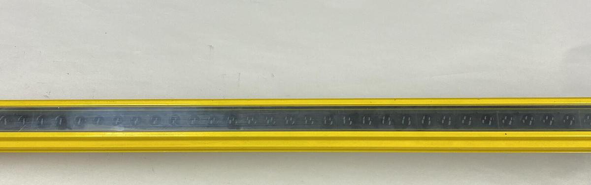 Used DOLAN JENNER,SS500-10109,Light Curtain Transmitter