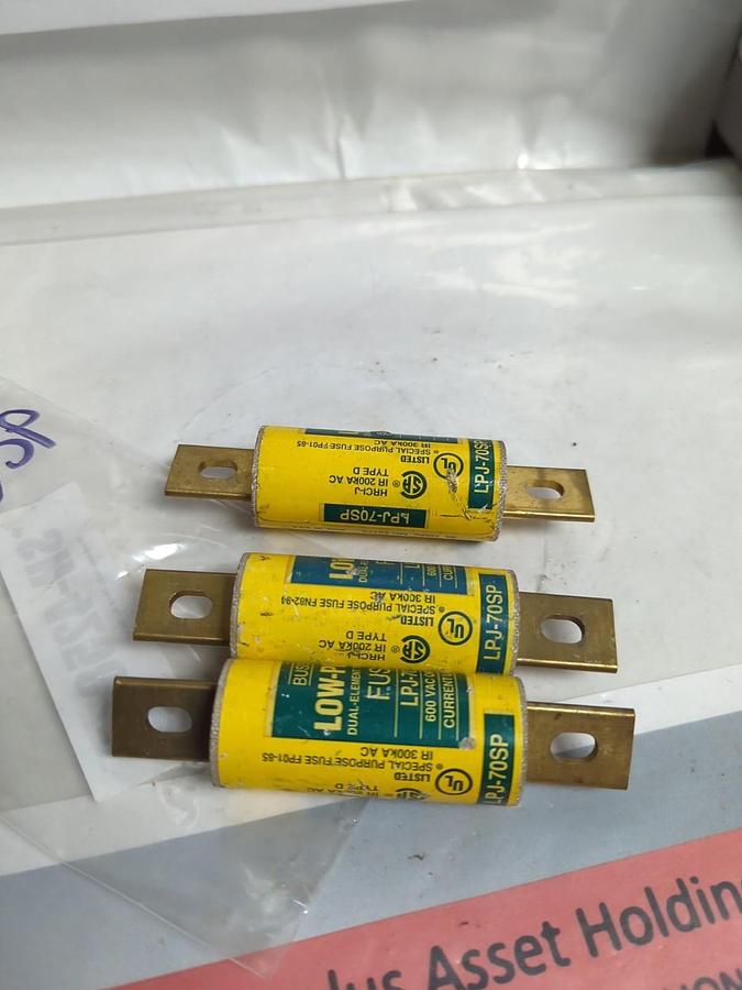 Used COOPER BUSSMANN,LPJ-70SP,LOW-PEAK FUSE 70 AMP LOT OF 3 PRE-OWNED