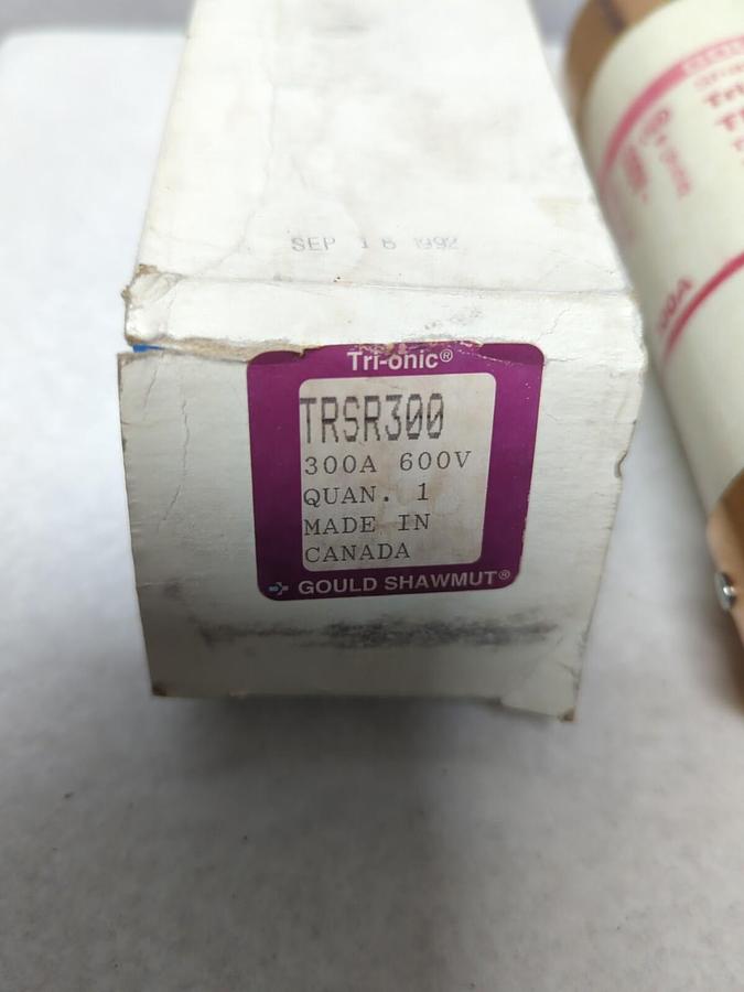 GOULD SHAWMUT,TRSR-300,TRI-ONIC 300 AMP FUSE NOS