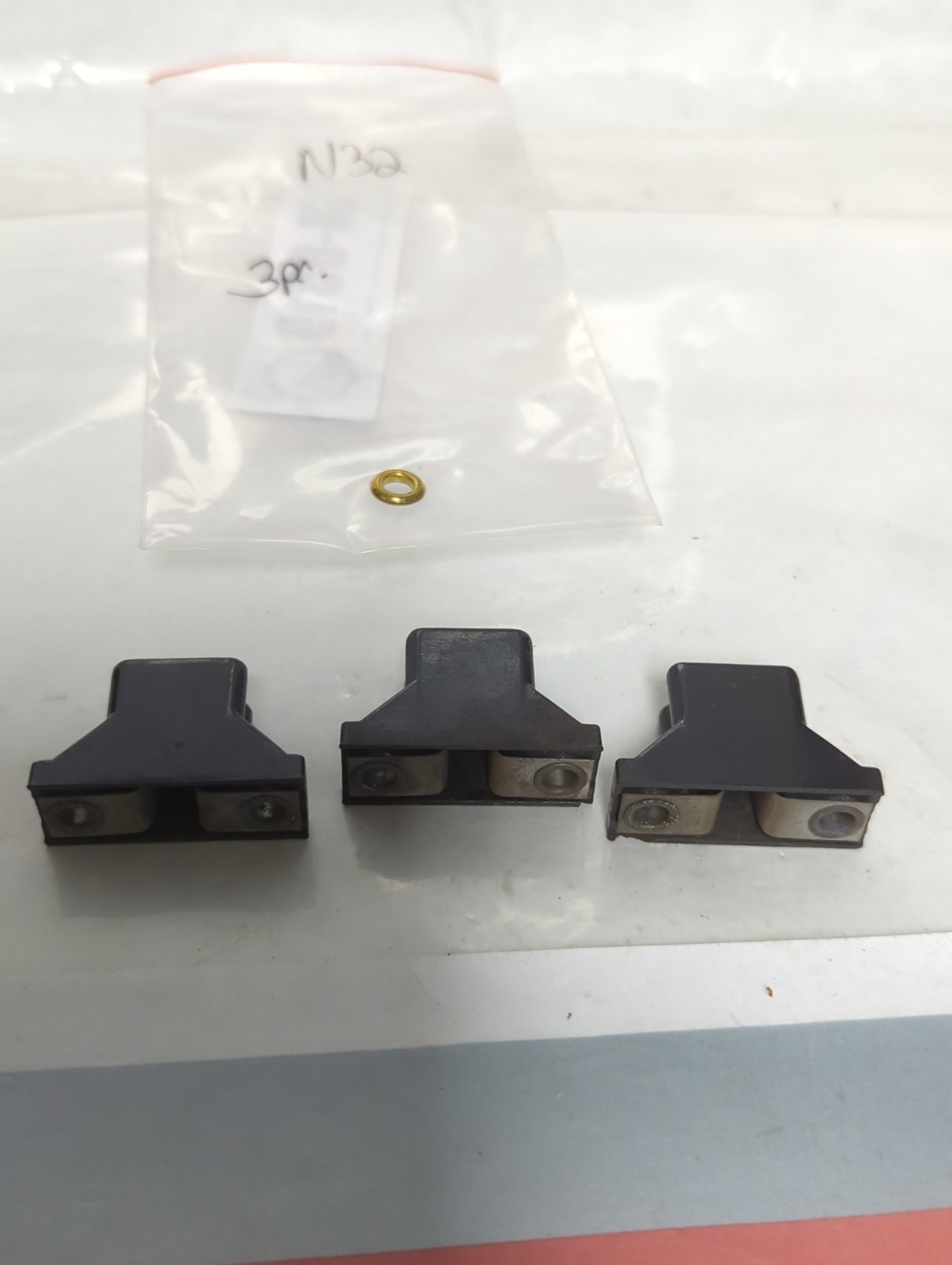 Used ALLEN BRADLEY,N32,THERMAL OVERLOAD PROTECTION HEATER ELEMENT LOT OF 3 PRE-OWNED