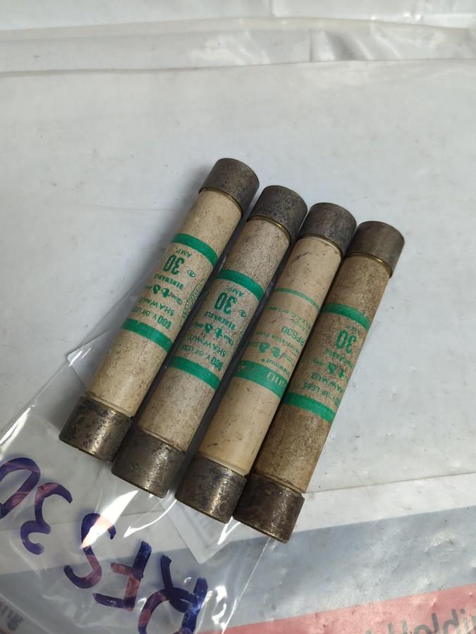 GOULD SHAWMUT,RES 30,RENEWABLE 30 AMP FUSE LOT OF 4 PRE-OWNED