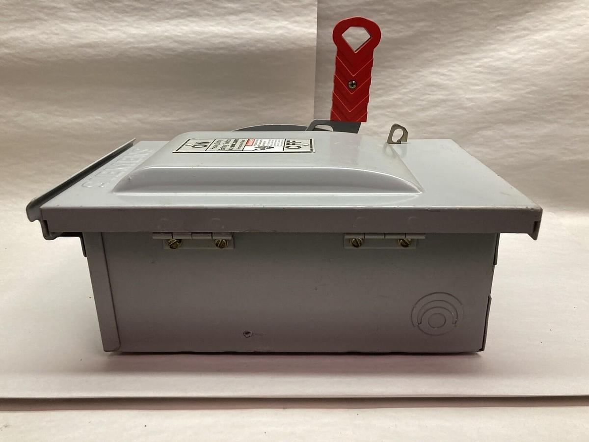 Used Siemens,BP 325838,Heavy Duty Enclosed Safety Switch