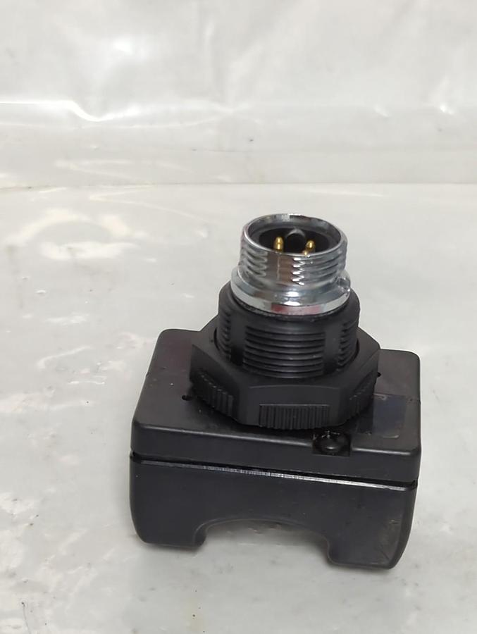 Used BANNER,OTBVP6QD,OPTICAL TOUCH BUTTON SENSOR PRE-OWNED