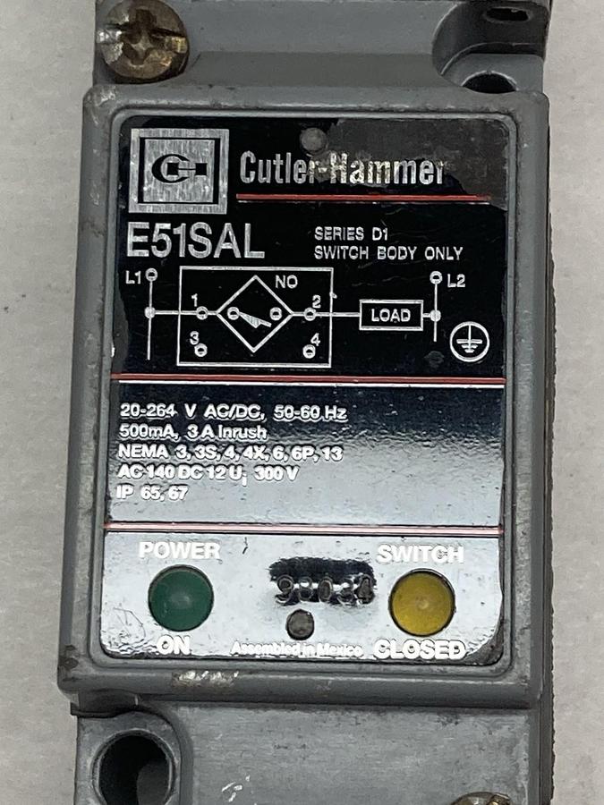 Used Cutler-Hammer,E51SAL,Photoelectric Sensor Switch Ser D1 20-264V 50/60Hz 500mA