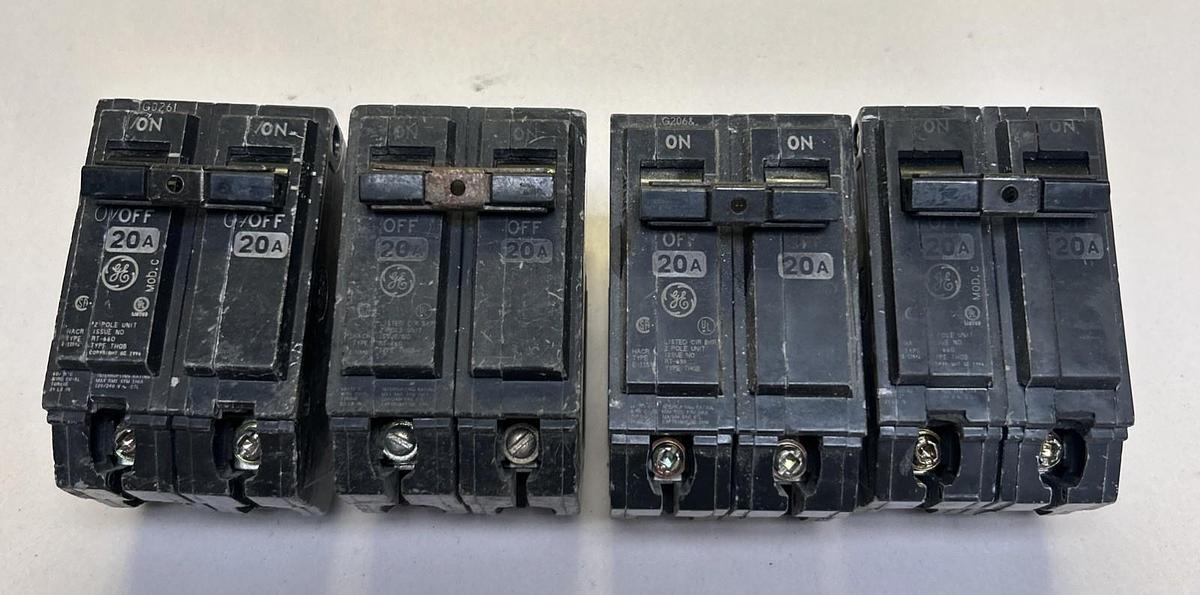 Used GENERAL ELECTRIC,THQB220,CIRCUIT BREAKER 20A 120/240V 2P LOT OF 4