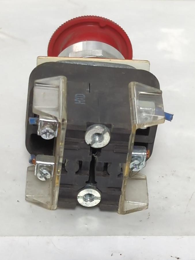 Used ALLEN BRADLEY,800T-FXT6A5,SER T PUSH-PULL EMERGENCY STOP BUTTON PRE-OWNED