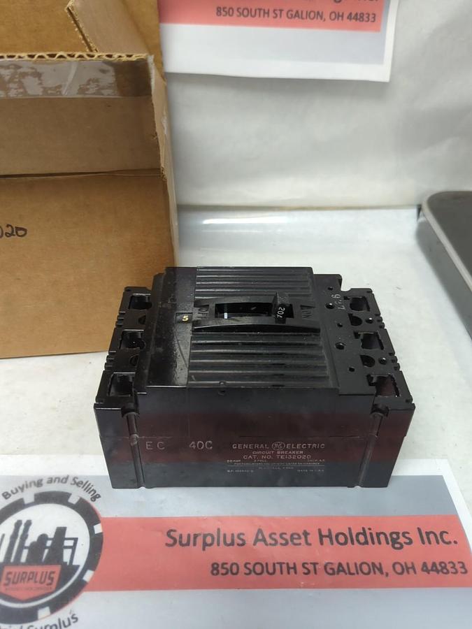 Used GENERAL ELECTRIC,TE132020,CIRCUIT BREAKER 3-POLE 20 AMP PRE-OWNED
