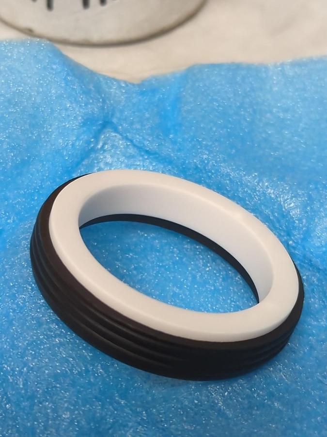 SEAL AND STATIONARY,M3 758C,COMPLETE MECHANICAL SEAL 1-1/2 INCH NOS