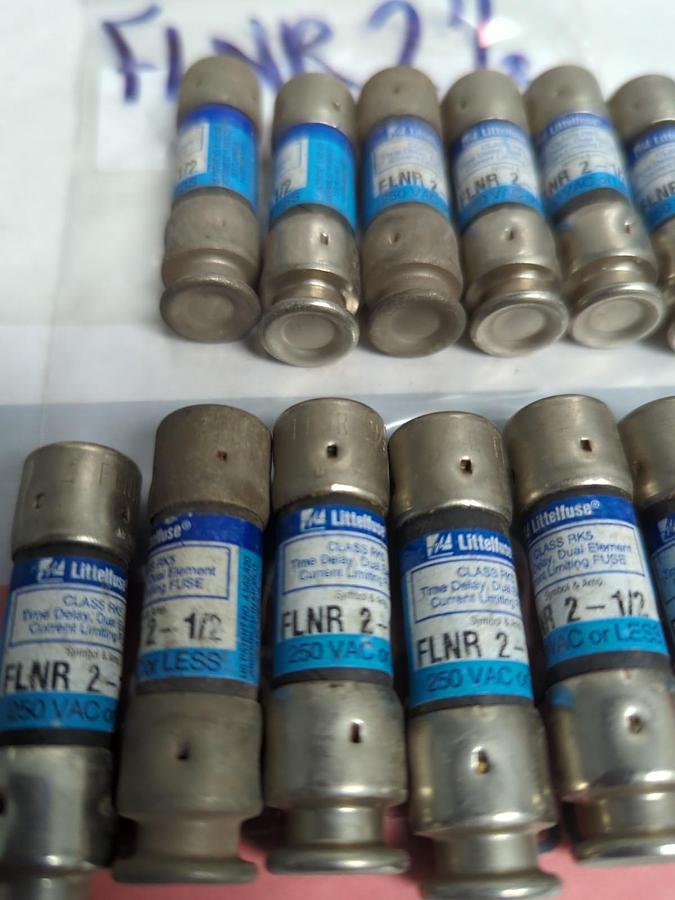 Used LITTELFUSE,FLNR2-1/2,TIME-DELAY 2-1/2 AMP FUSE LOT OF 13 PRE-OWNED