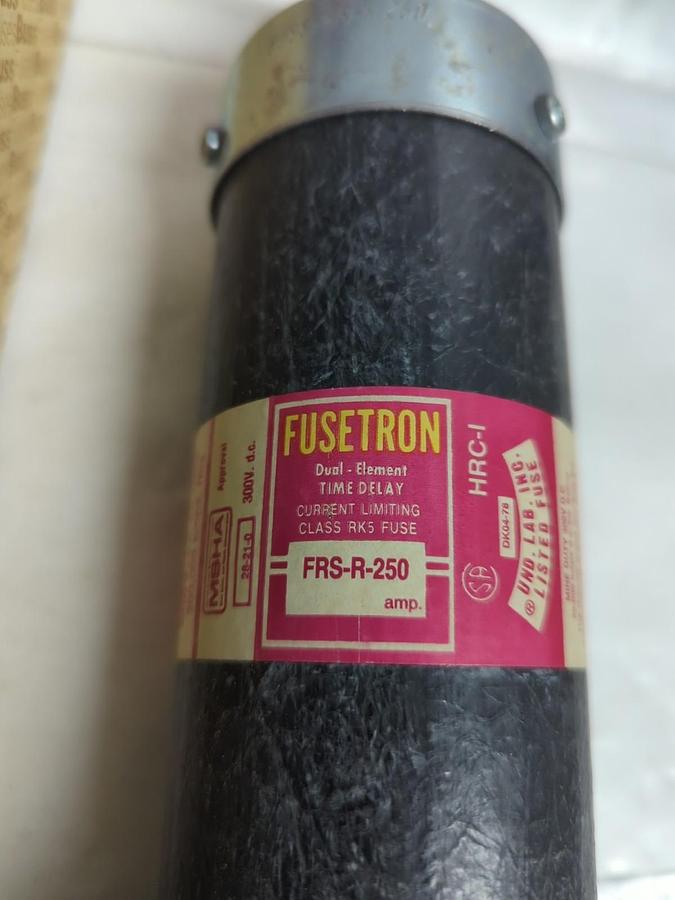 COOPER BUSSMANN,FRS-R-250,FUSETRON 250 AMP FUSE NOS