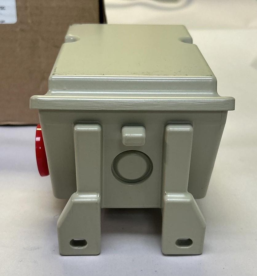 ASHCROFT,LPDN4GGV07,PRESSURE SWITCH 400PSI 15A 125/250/480V NOS