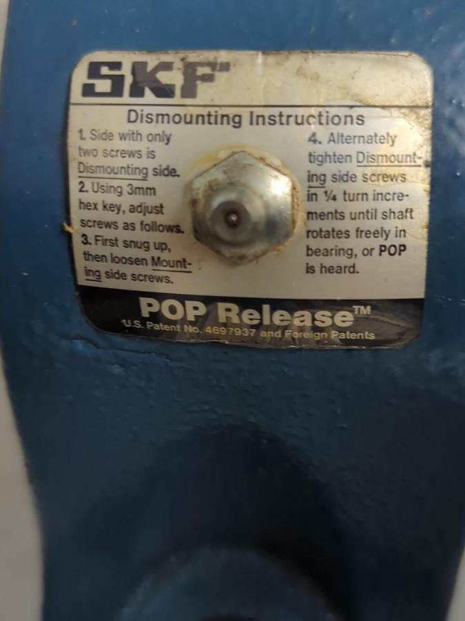 SKF,SYR-2-7/16 NH,PILLOW BLOCK 2-7/16 INCH BORE NOS