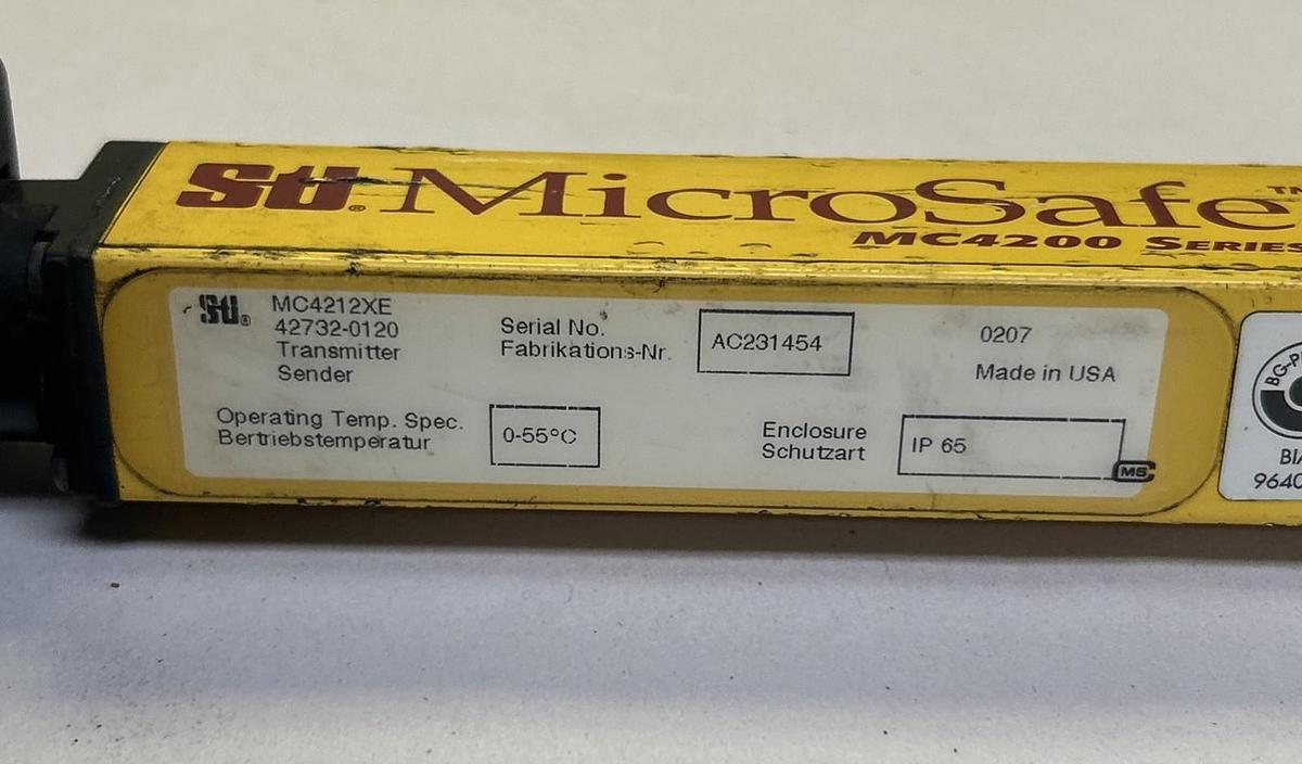 Used STI,MC4212XE,LIGHT CURTAIN TRANSMITTER 14 INCH