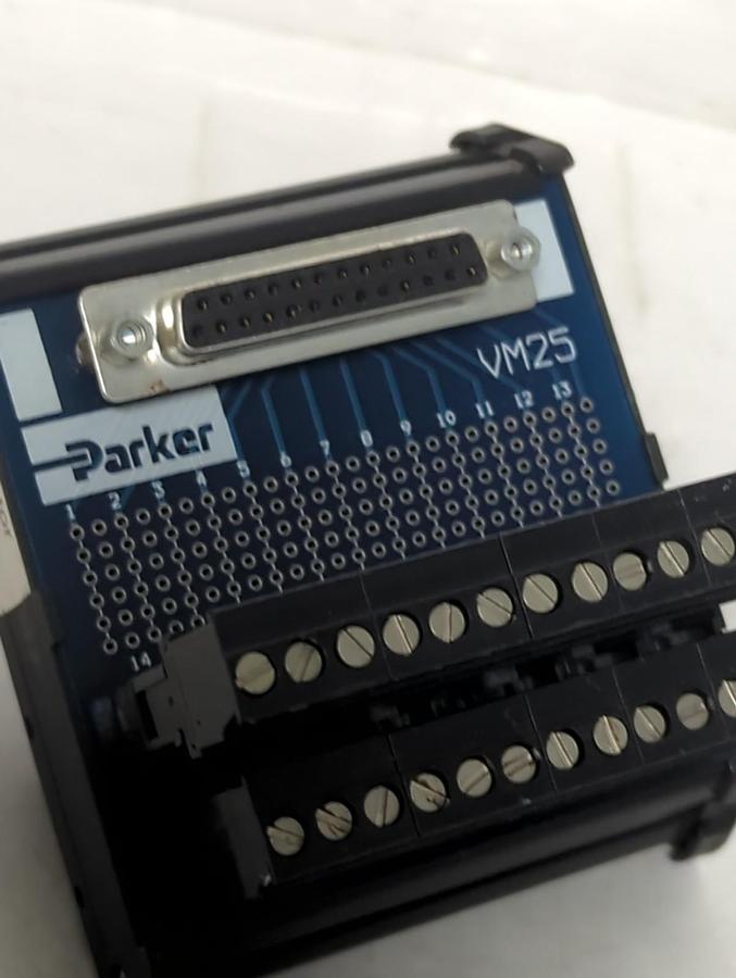 Used PARKER,VM25,COMPUMOTOR BREAKOUT MODULE PRE-OWNED