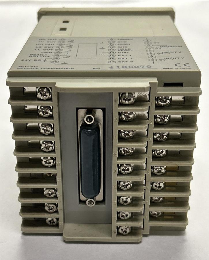 Used KEYENCE CORP,RD-50RW,ANALOG SENSOR CONTROLLER