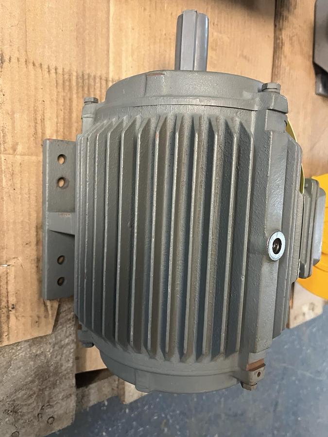 WORLDWIDE,WWE2-12-184T,DUAL SHAFT MOTOR 2HP 1170RPM 3PH 184T TYPE BJHE