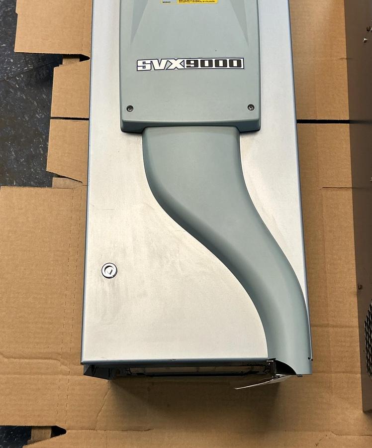 Used CUTLER HAMMER,SVX075A1-4A1B1,AC DRIVE 75HP 380-500V