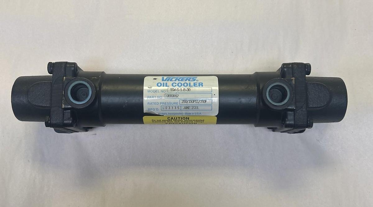 VICKERS,0680912,OIL COOLER MODEL 0CW-S-1-B-30 NOS