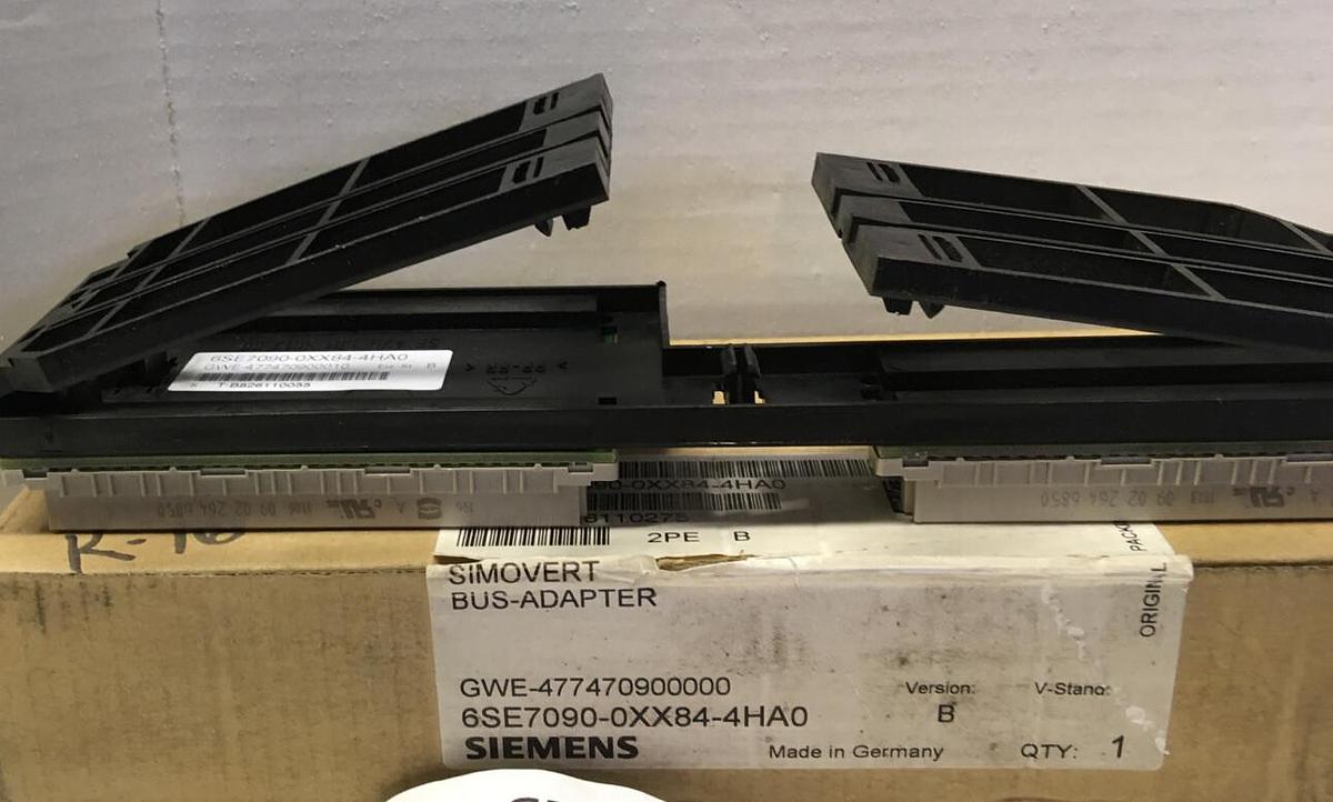 Siemens,6ES7090-0XX84-4HA0,Simovert Bus-Adapter Version B