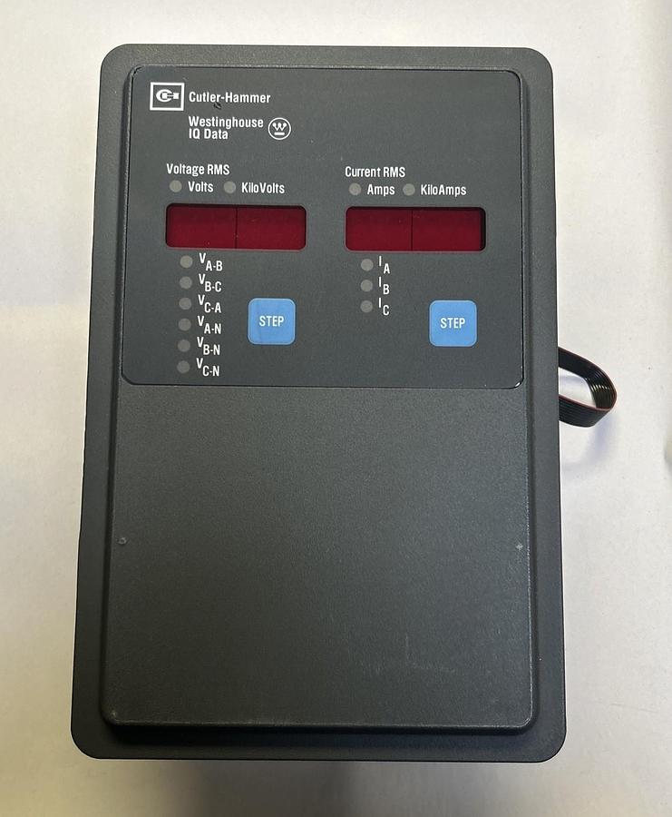 Used CUTLER-HAMMER,2D78533G03,IQ DATA PANEL METER