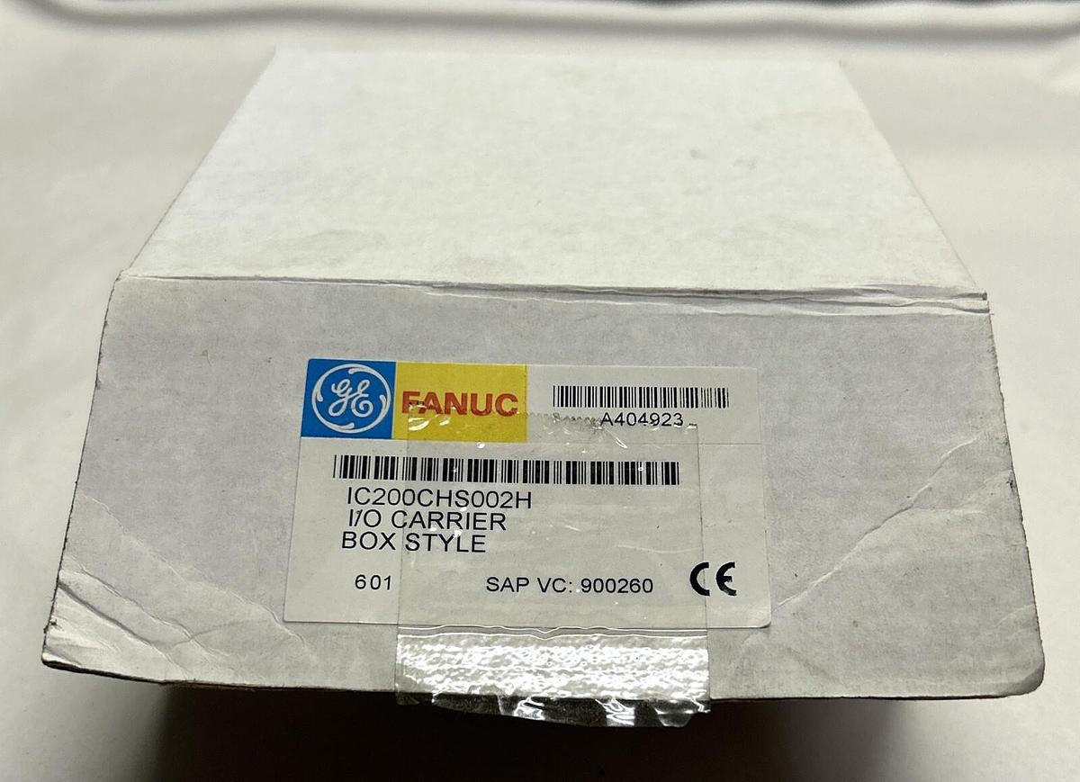 Used GE FANUC,IC200CHS002H,I/O CARRIER NEW
