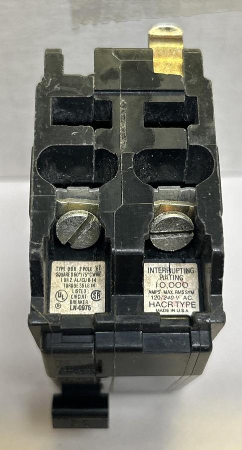 Used SQUARE D,QOB230,CIRCUIT BREAKER 30A 120/240V 2P LOT OF 4