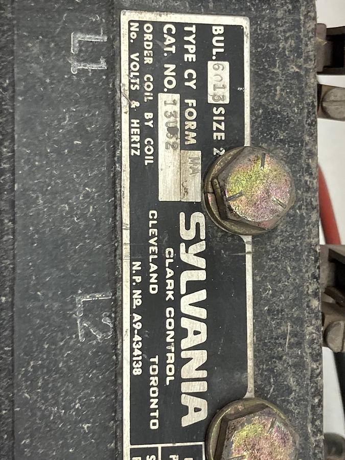 Used Sylvania,13U32,3-Pole Magnetic Starter Type CY Size 2