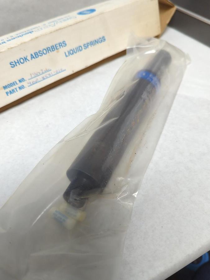 TAYLOR,4DP-8581-010,HYDRAULIC SHOCK ABSORBER 2 IN STROKE 8-1/4 IN LENGTH NOS