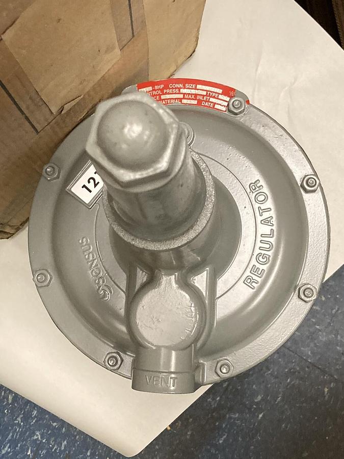Used Sensus,121-8HP,Gas Regulator 1 1/4 Inch 6-10 PSI
