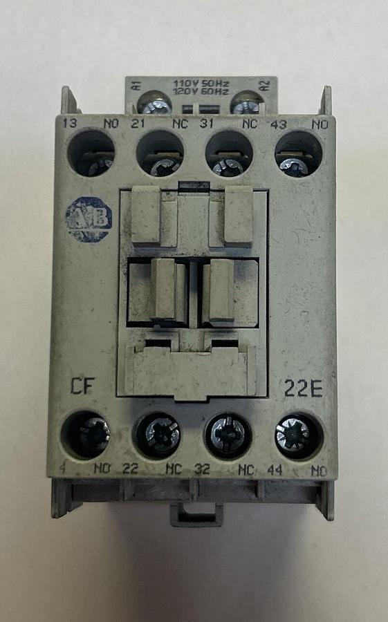 Used ALLEN BRADLEY,700-CF220,CONTROL RELAY