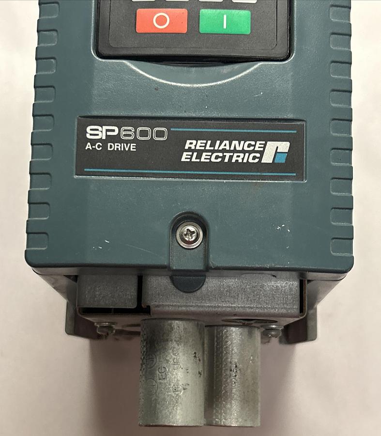 Used RELIANCE,6SP501-1P7CTNN,DRIVE 575V 1HP