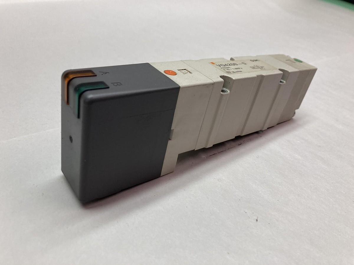 Used SMC,VQ4200-5,Solenoid Valve 1.0MPa