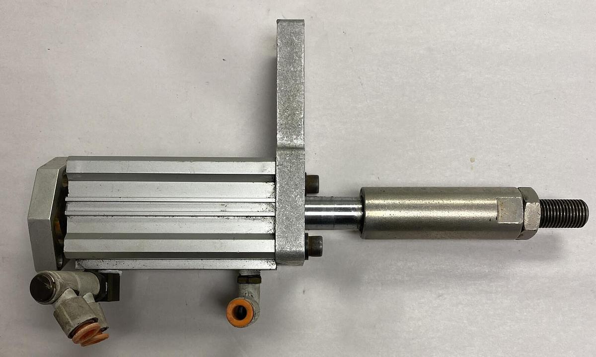 Used T.A. SYSTEMS,US29176,PNEUMATIC SLIDE CYLINDER LOT OF 2