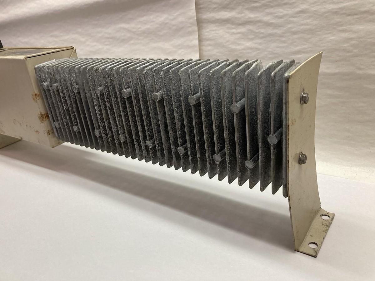 Used Singer,7150,1-Phase Industrial Heater Element 0.5KW 120Vac 4.2A 60Hz