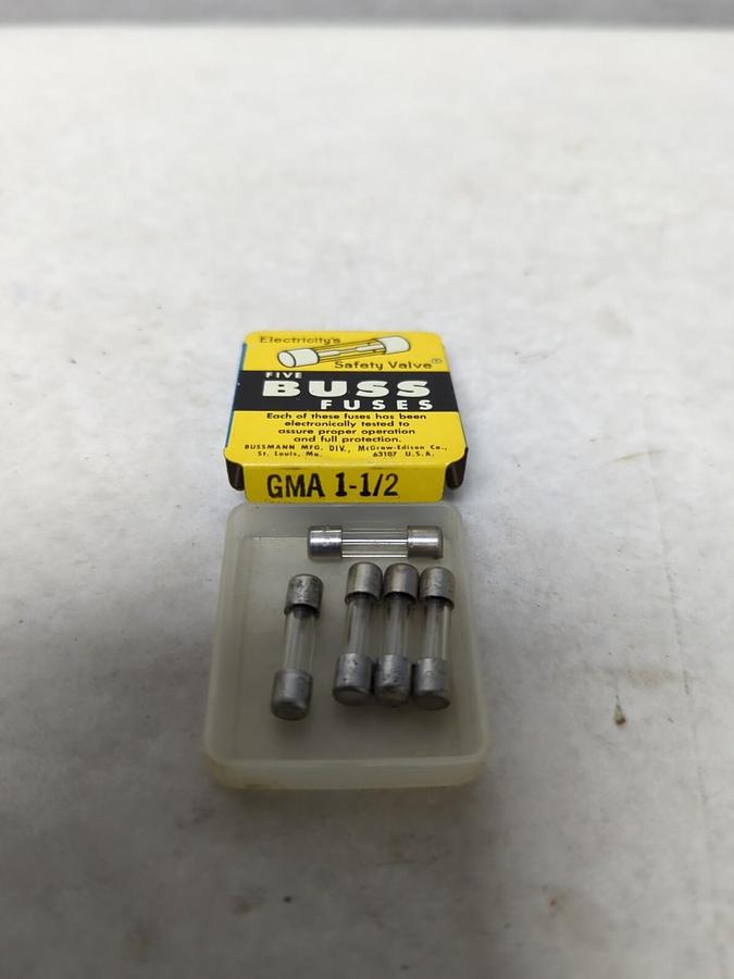 COOPER BUSSMANN,GMA 1-1/2,GLASS FUSE PACK OF 5 NOS