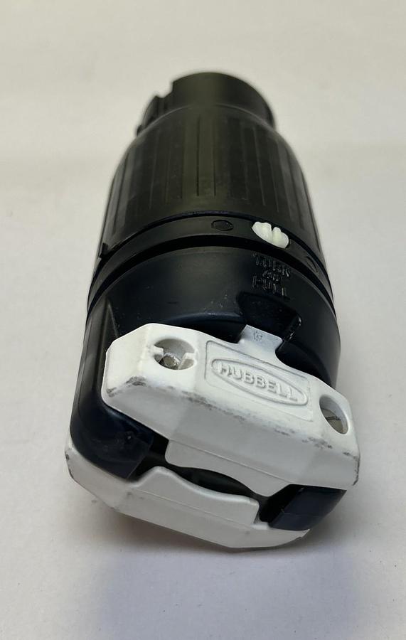 HUBBELL,CS6364C,TWIST LOCK NOS