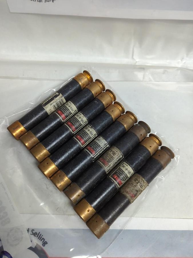 Used COOPER BUSSMANN,FRS-R-30,FUSETRON 30 AMP FUSE LOT OF 8 PRE-OWNED