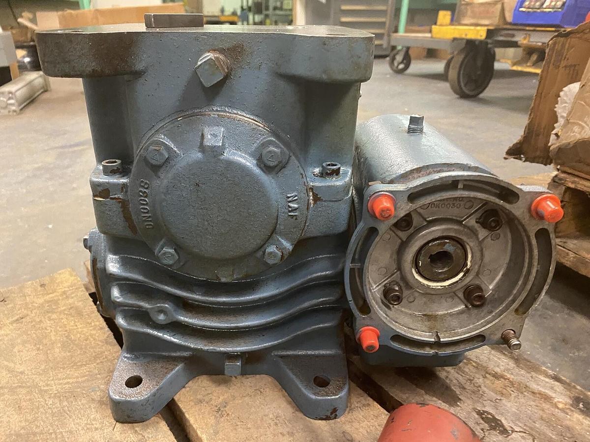 Used MORSE,35GCDB-125,RIGHT ANGLE SPEED REDUCER 143/145T 1.55HP 1750RPM